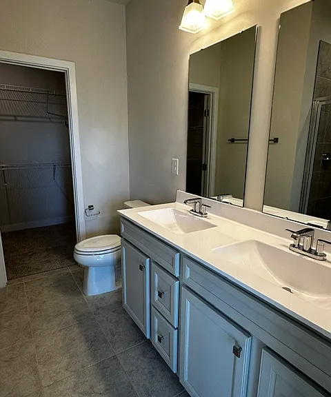 8008 Pinot Ln — Photo 25