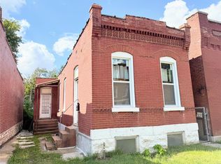 3831 California Ave, Saint Louis, MO 63118
