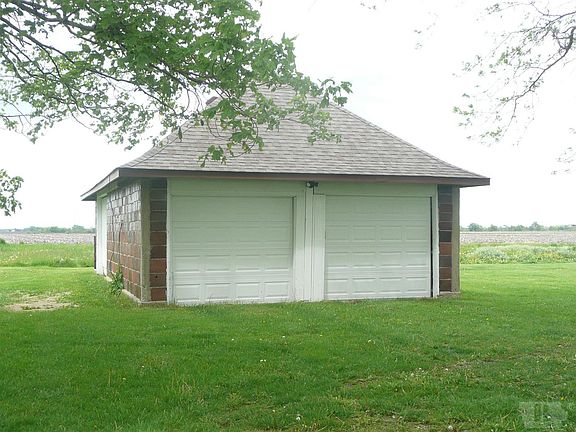 5th image of 1725 335th St