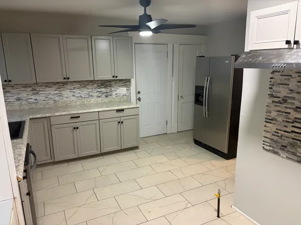 41 Portland St #41, Holyoke, MA 01040