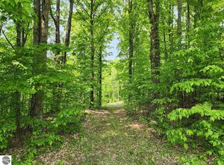 V/l Ravens Roost #11, Traverse City, MI 49684