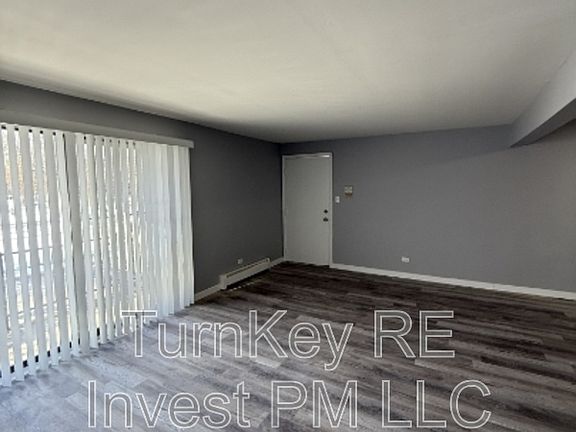 5th image of 639 Jeffery Ave APT 3N