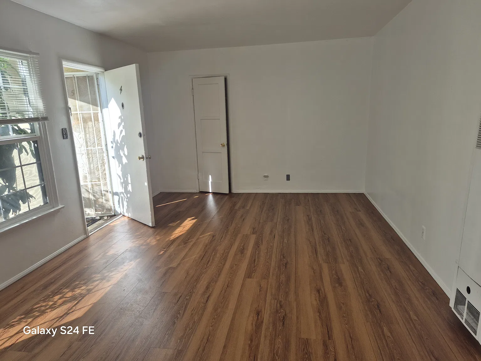 1 bed, 700 sqft, $1,700 — Photo 2