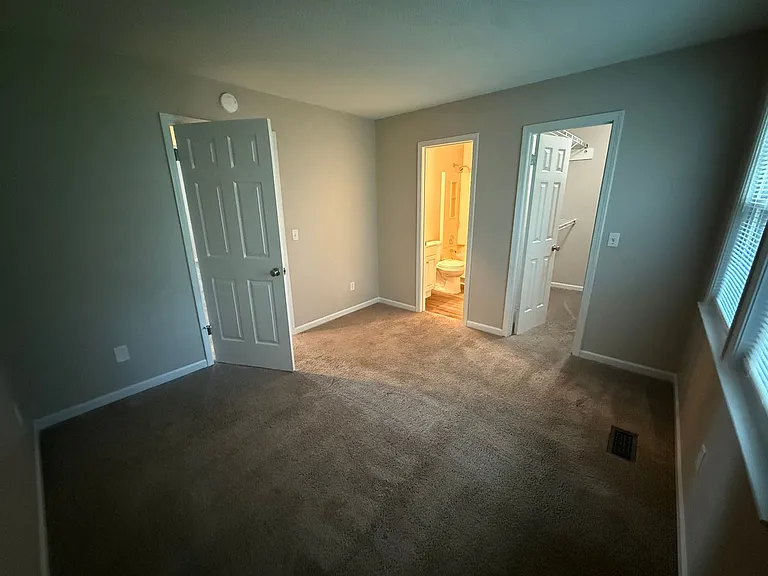 3346 Oak Trees Ct — Photo 16