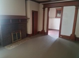 214 South St, Waterloo, IA 50701