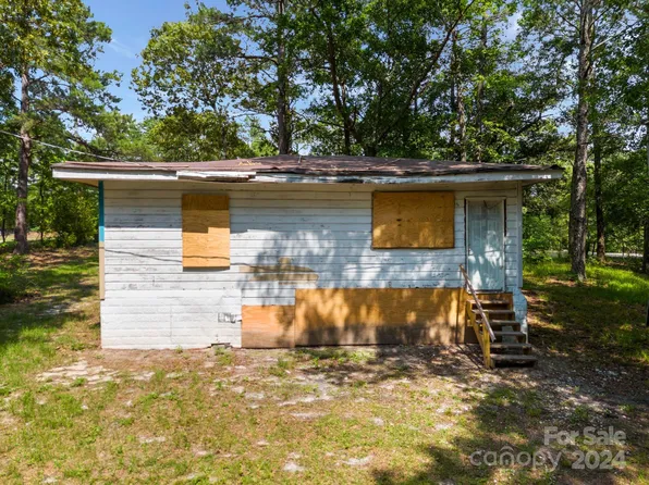 4540 Pittman Grove Church Rd, Raeford, NC 28376