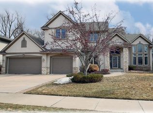 7432 Inland Ln N, Maple Grove, MN 55311