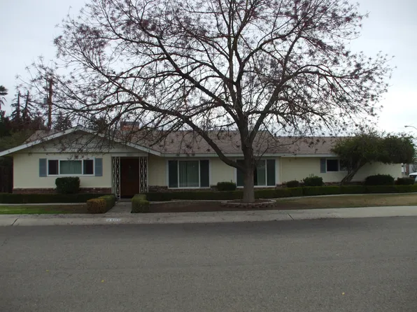 3400 McCormick Dr, Visalia, CA 93277