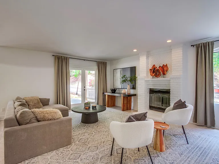 11379 Reidy Canyon Pl #M — Photo 11