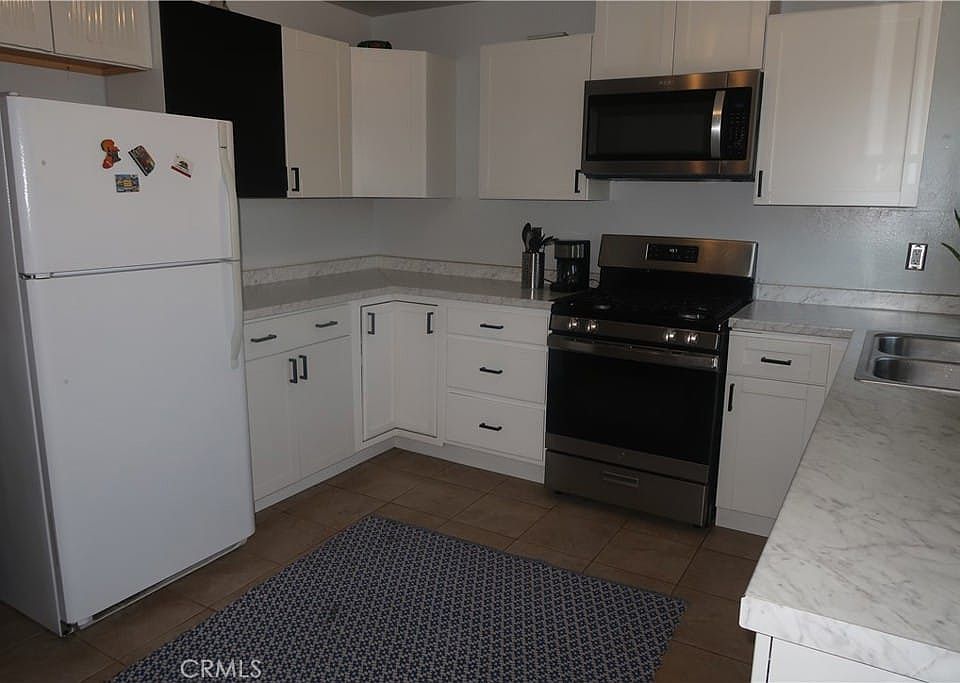 1st image of 502 Jurupa Ave