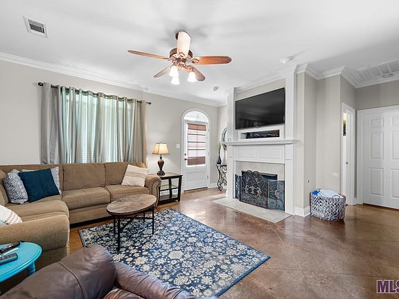 4th image of 6313 Windwood Dr