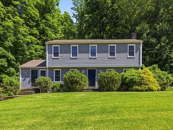 3rd image of 233 Franklin Rd
