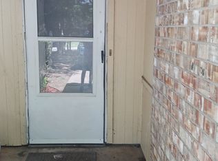 415 Claire Ct, Arlington, TX 76012