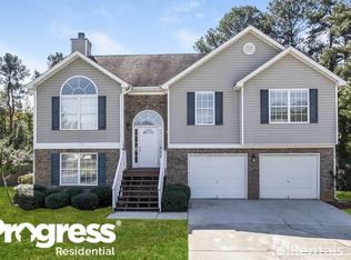 500 Visage Dr, Hampton, GA 30228