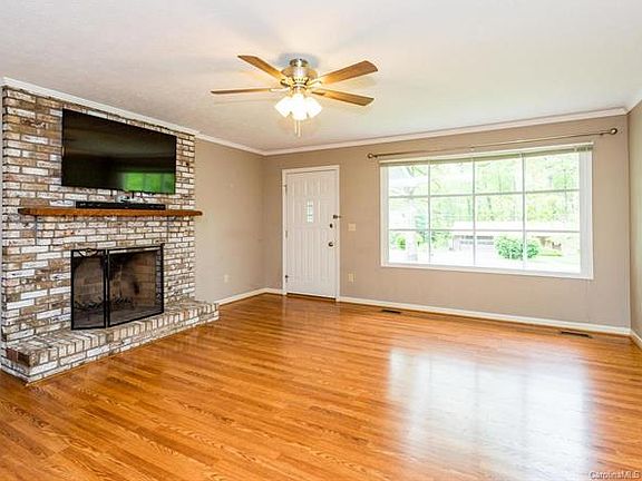 3rd image of 119 Cannon Dr