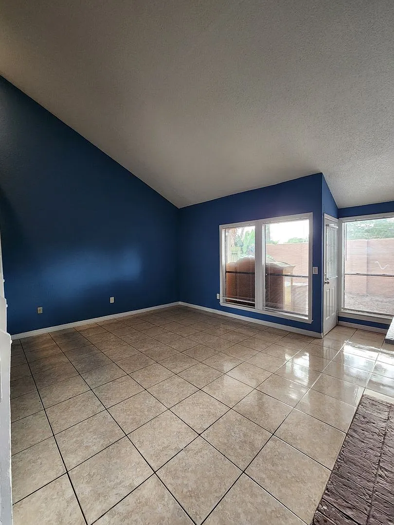 Building Photo - 620 Trinidad Ct #620