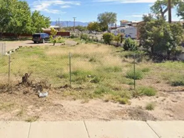 401 Perizzite Ave, Belen, NM 87002