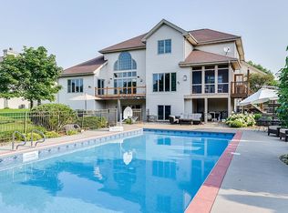 9129 Settlers Rd, Madison, WI 53717