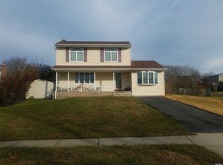 23 Byron Rd, Commack, NY 11725