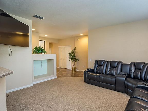 3rd image of 420 Poppyfield Ct