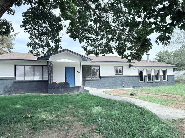 202 E Avenue A, Wendell, ID 83355