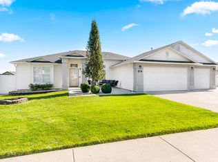 514 W Palmer Dr, Nampa, ID 83686