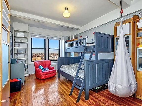 5th image of 135 Eastern Pkwy APT 7J