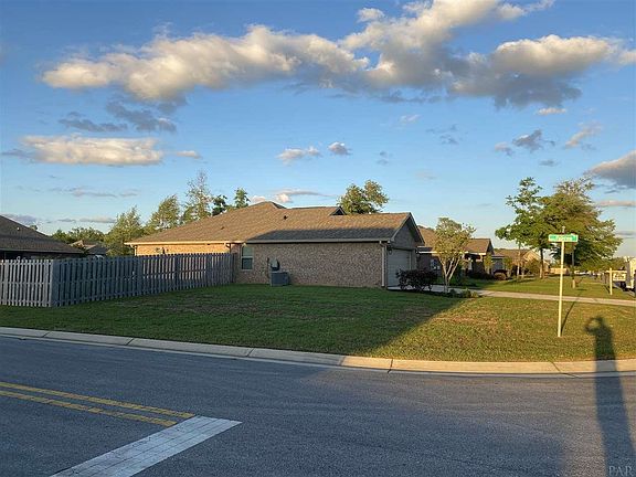 2nd image of 3910 Tuscany Way