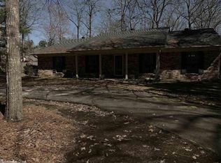 1703 Boastwood Dr, White Hall, AR 71602