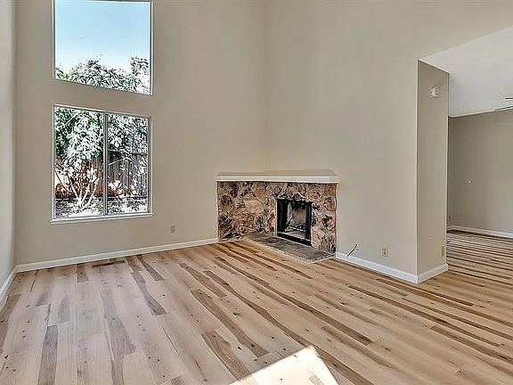 3rd image of 6259 Kelez Ct #A