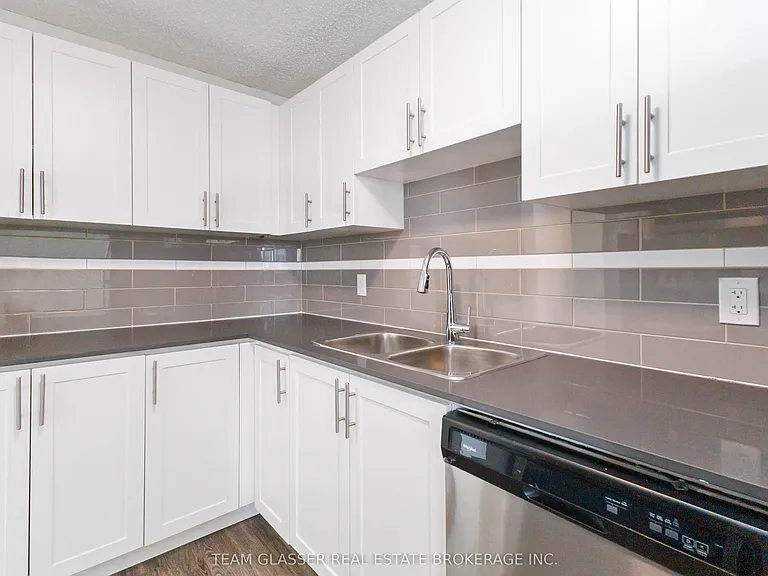 340 Colborne St #2106 — Photo 19