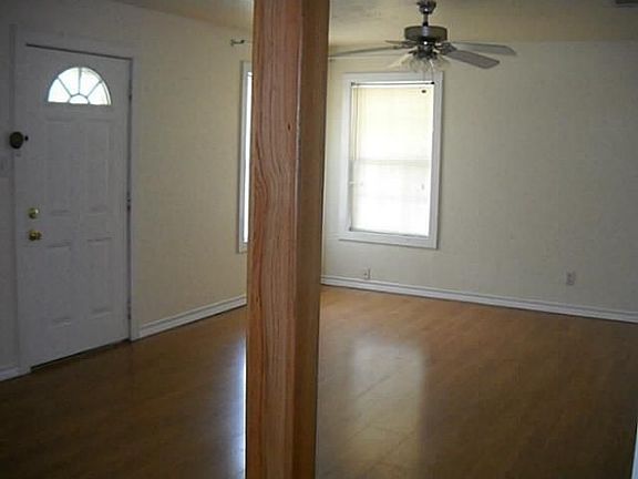 5th image of N Hatcher St