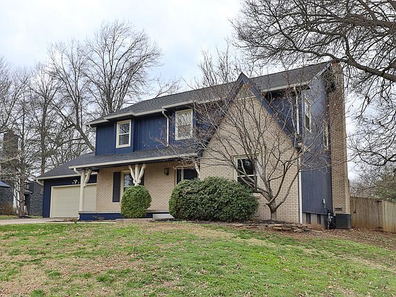 2nd image of 1315 S Oak Run Place