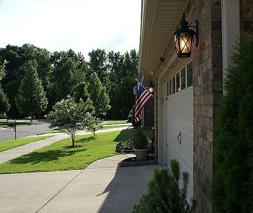 5th image of 606 Cove Water Ln NW