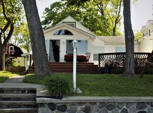7215 Loud Dr, Oscoda, MI 48750