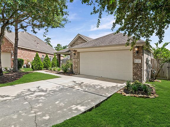 3rd image of 14303 Brody Falls Ct