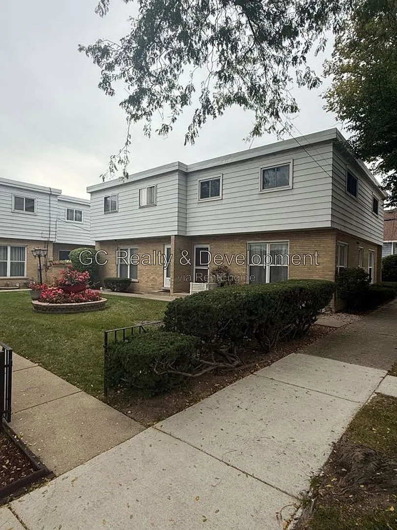 3 bed, 1.5 bath, 1460 sqft, $2,700 — Photo 1