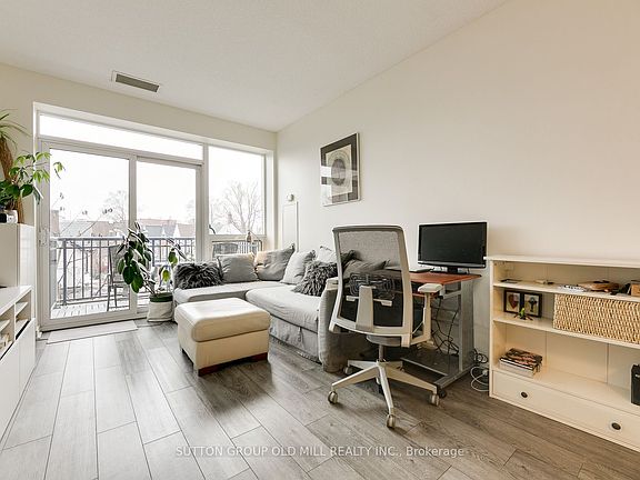 4th image of 61 Heintzman St #308