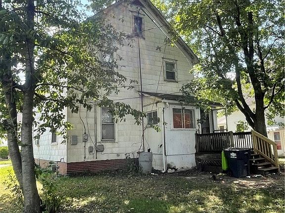 4th image of 476 W Maryland Ave