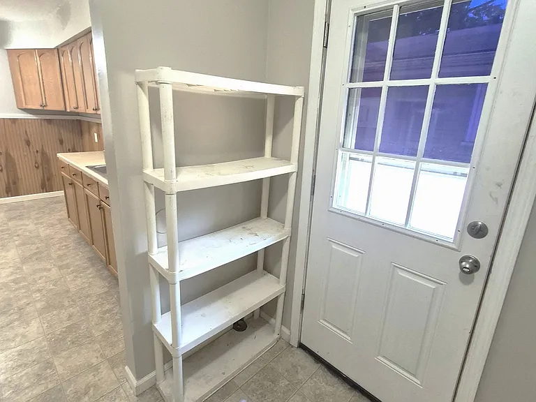 11252 Ziegler St — Photo 25