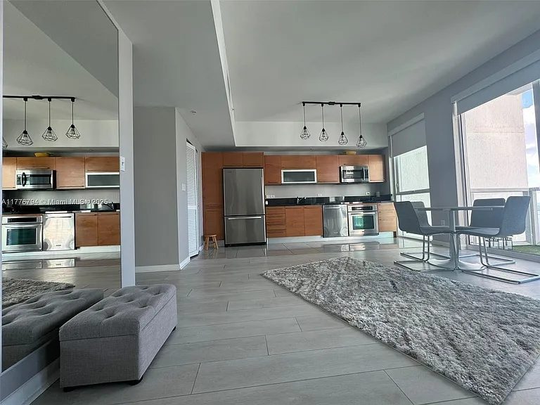 244 Biscayne Blvd #3905 — Photo 3