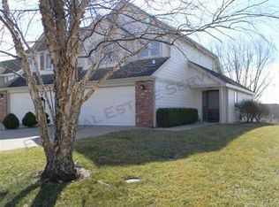 4927 Stoneback Pl, Lawrence, KS 66047