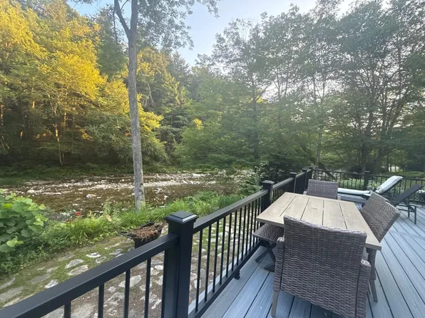 300 Route 121, Grafton, VT 05146