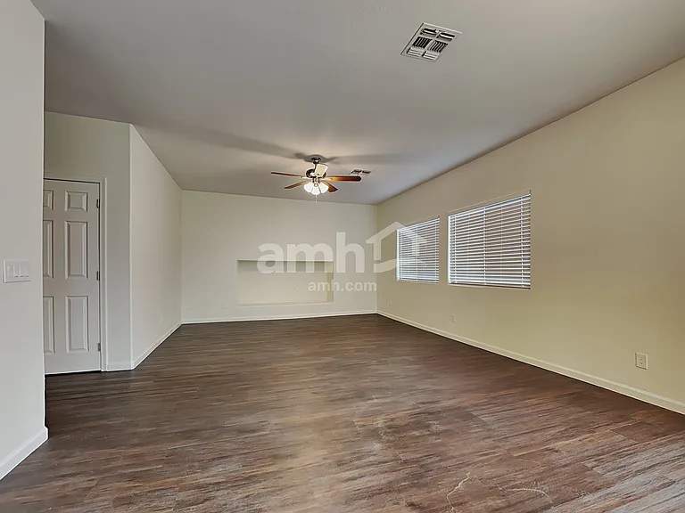 1212 E Desert Rose Trl — Photo 9