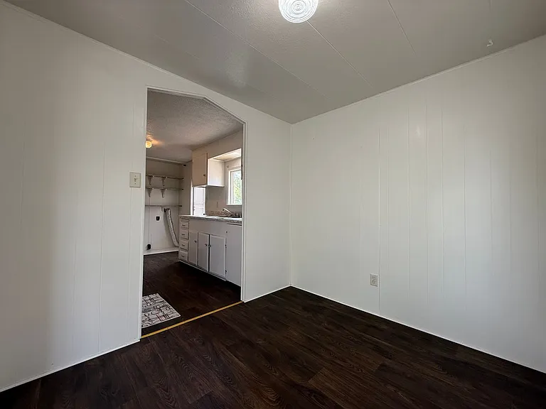 460 South St — Photo 13