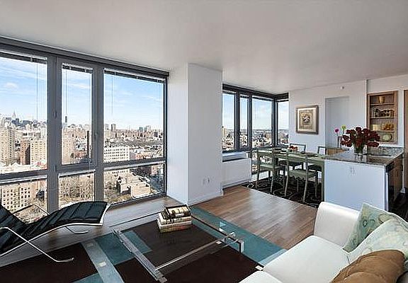 2nd image of 188 Ludlow St APT 20A