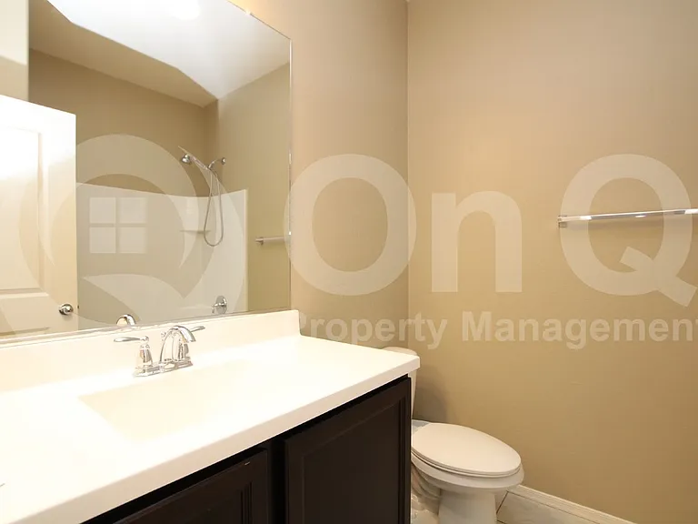 2620 S 116th Dr — Photo 13