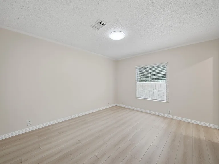 11730 Greenglen Dr — Photo 19