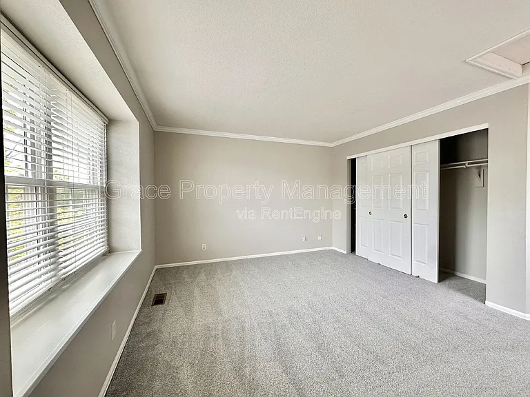 2269 E 103rd Ave — Photo 10