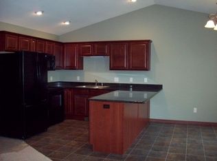 6422 Prairie Park Dr, Eau Claire, WI 54701